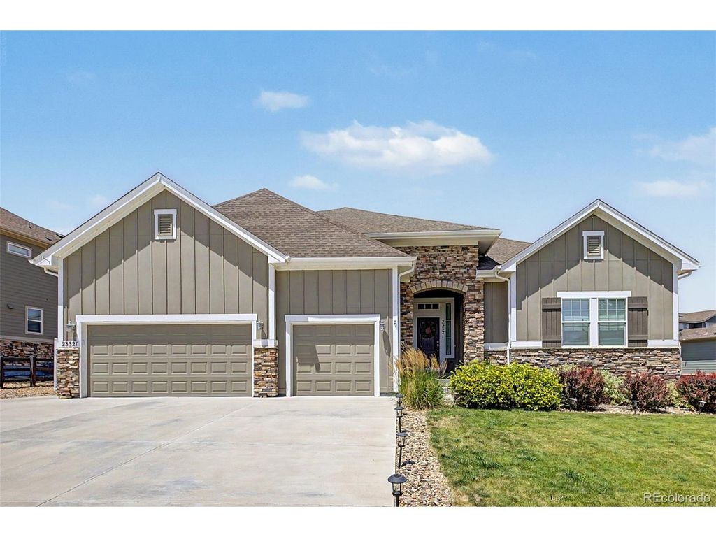 23321 E Rockinghorse Pkwy, Aurora, CO 80016