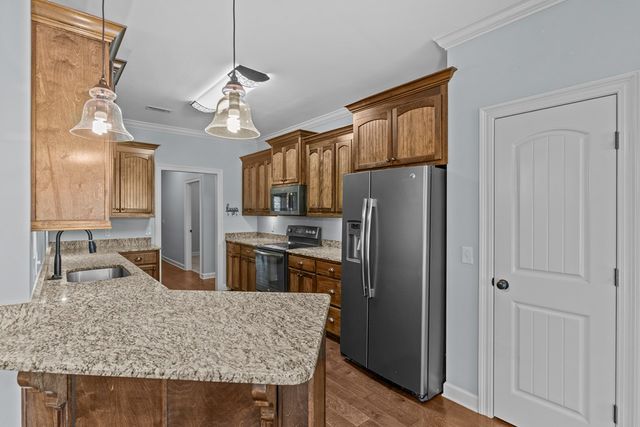 75 Spearhead Drive, Enterprise, AL 36330