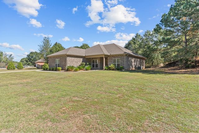 75 Spearhead Drive, Enterprise, AL 36330