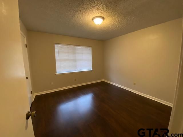 4213 Edinburgh, Tyler, TX 75703