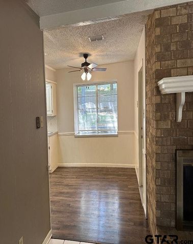 4213 Edinburgh, Tyler, TX 75703