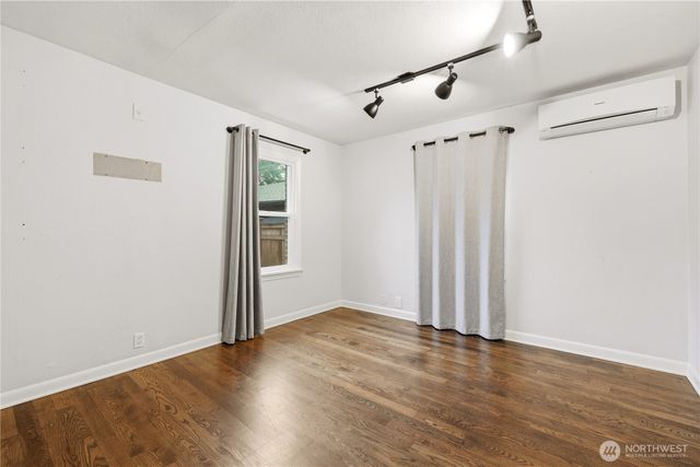 226 SW 131st Street, Burien, WA 98146