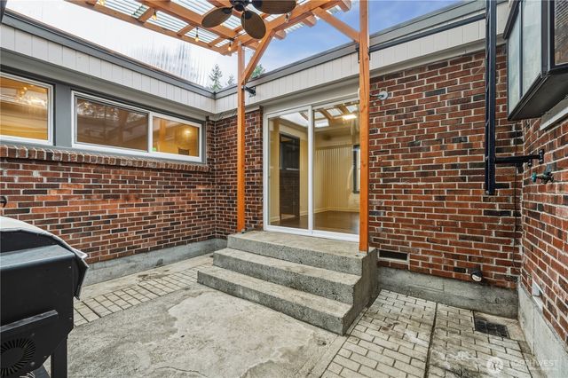 226 SW 131st Street, Burien, WA 98146