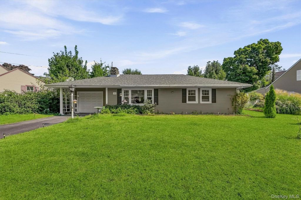 105 Pine Drive, New Windsor, NY 12553 — exterior