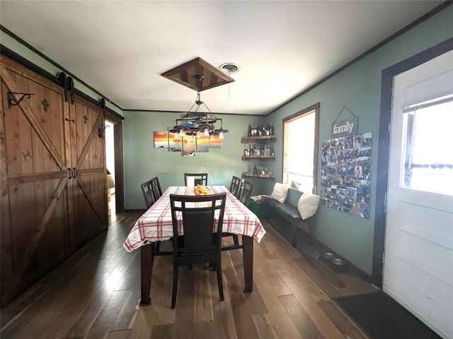 504 Henson Street, El Campo, TX 77437