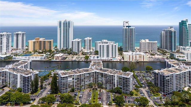 1000 Parkview Dr 723, Hallandale Beach, FL 33009
