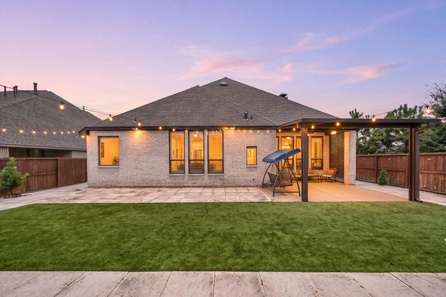 2438 Magnolia Bloom Court, Brookshire, TX 77423