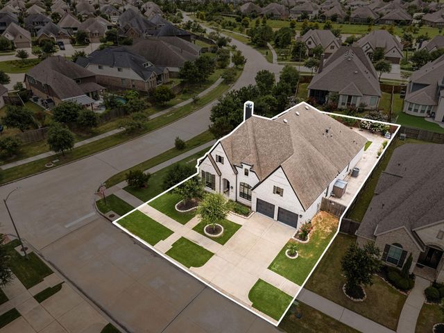 2438 Magnolia Bloom Court, Brookshire, TX 77423