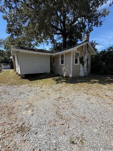 1605 WEST Street, Montgomery, AL 36106