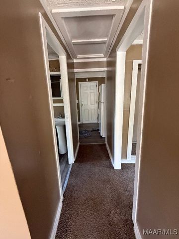 1605 WEST Street, Montgomery, AL 36106