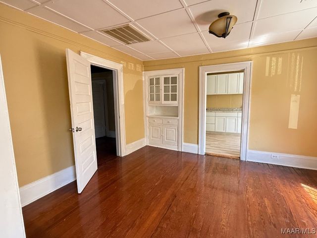 1605 WEST Street, Montgomery, AL 36106