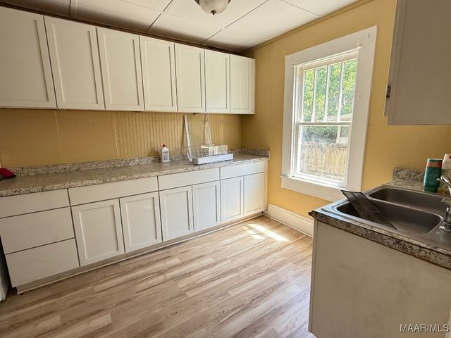 1605 WEST Street, Montgomery, AL 36106