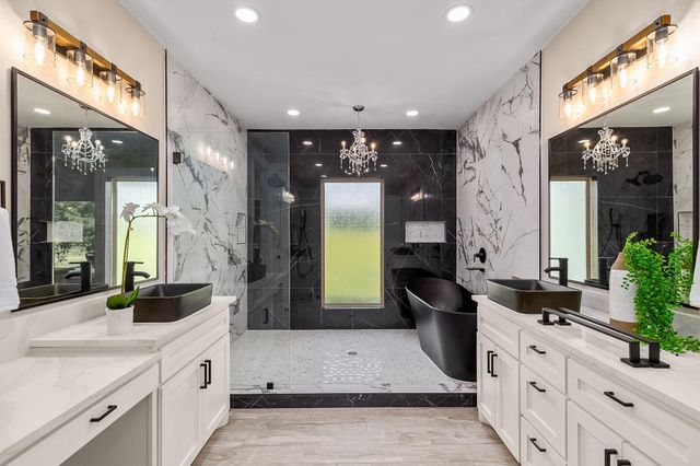 19123 Grandview Point, Montgomery, TX 77356