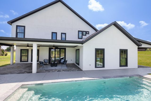 19123 Grandview Point, Montgomery, TX 77356