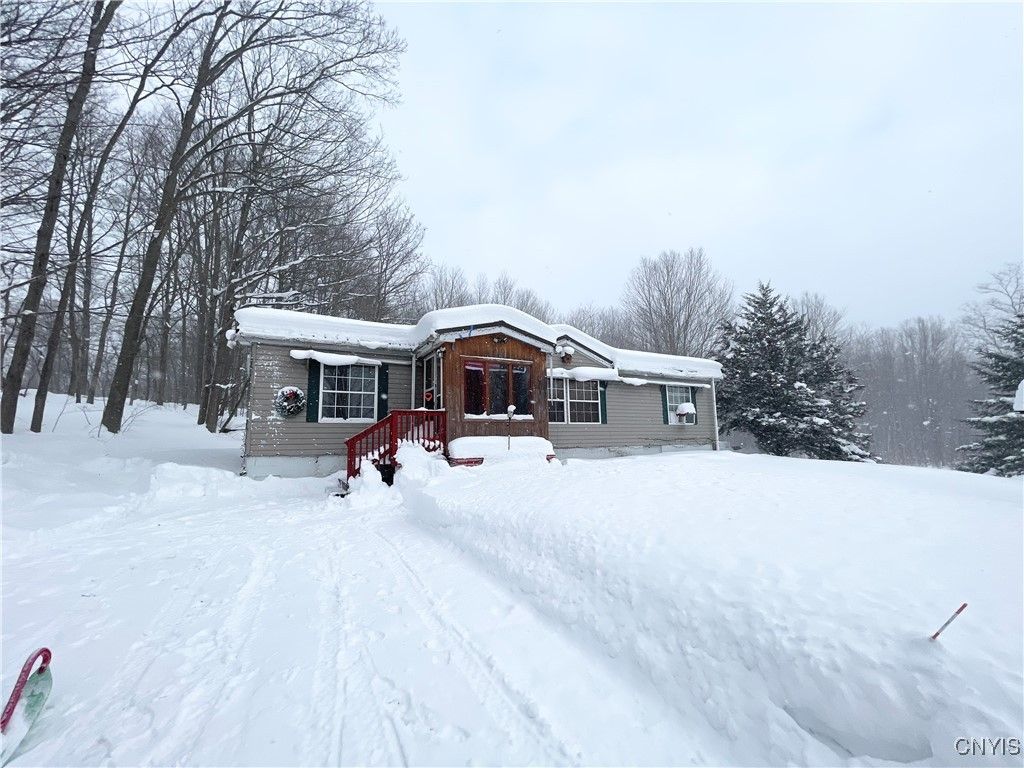 1038 County Route 35, New Haven, NY 13114