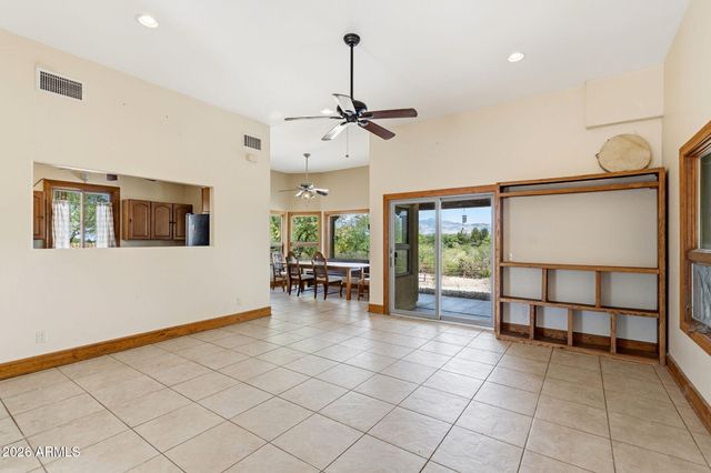 2002 E FRONTAGE Road, Tumacacori, AZ 85640
