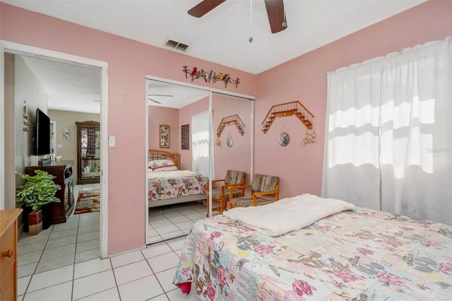 10006 N 17TH STREET, Tampa, FL 33612