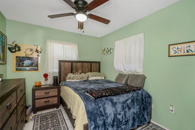 10006 N 17TH STREET, Tampa, FL 33612