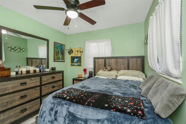 10006 N 17TH STREET, Tampa, FL 33612