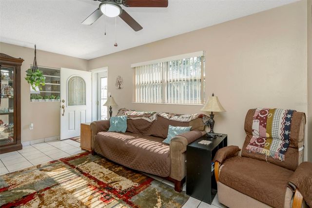 10006 N 17TH STREET, Tampa, FL 33612