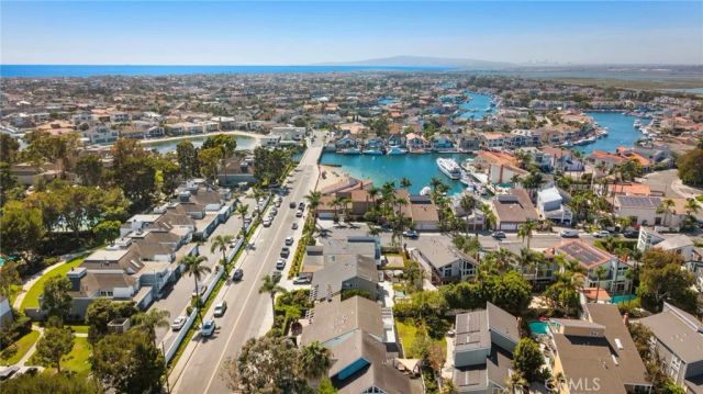4221 Humboldt, Huntington Beach, CA 92649