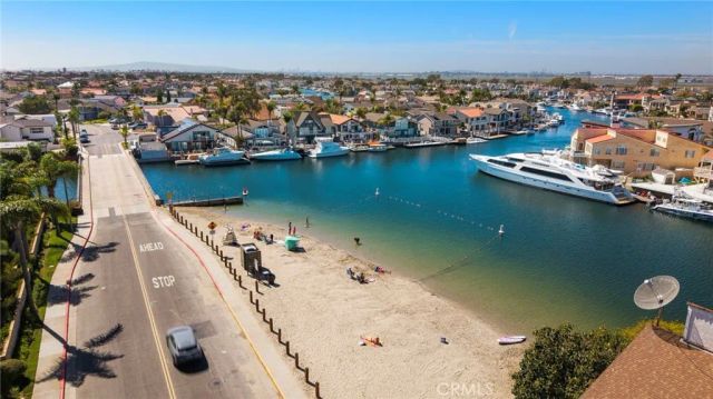 4221 Humboldt, Huntington Beach, CA 92649