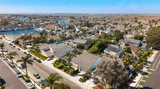 4221 Humboldt, Huntington Beach, CA 92649
