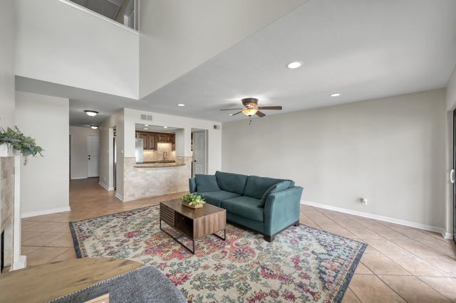 33 Regency Point, Conroe, TX 77356
