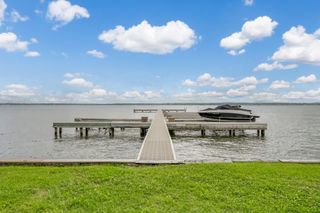 33 Regency Point, Conroe, TX 77356