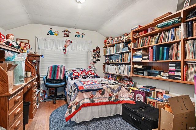 2009 Berkey Avenue, Goshen, IN 46526