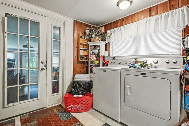 2009 Berkey Avenue, Goshen, IN 46526