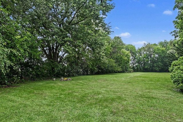 2009 Berkey Avenue, Goshen, IN 46526
