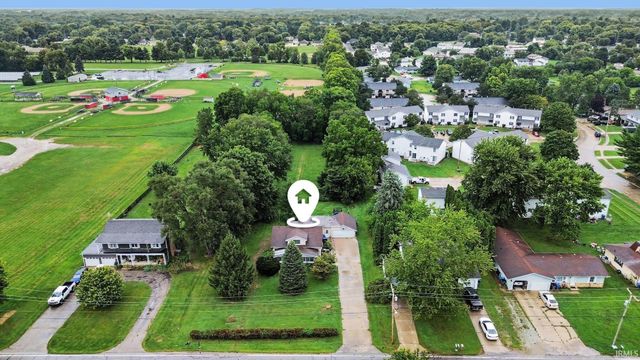 2009 Berkey Avenue, Goshen, IN 46526