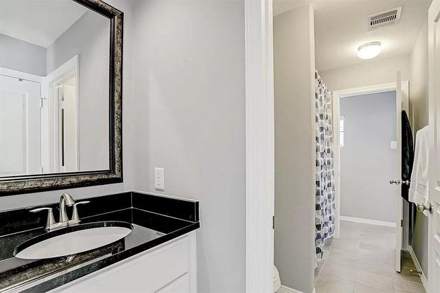 5329 Petty Street, Houston, TX 77007