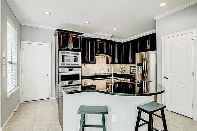 5329 Petty Street, Houston, TX 77007
