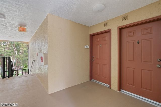 8940 Colonnades CT E 734, Bonita Springs, FL 34135
