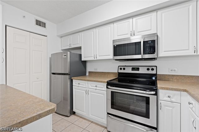 8940 Colonnades CT E 734, Bonita Springs, FL 34135