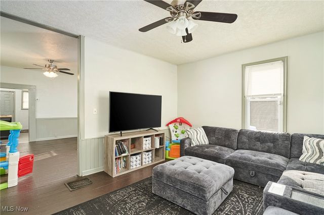 1115 Borden Avenue SW, Massillon, OH 44647