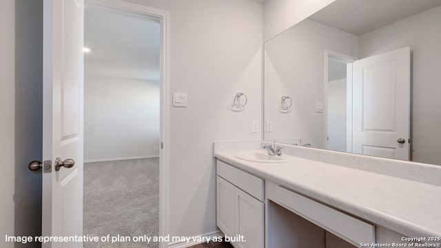1128 Andean Emerald, San Antonio, TX 78253