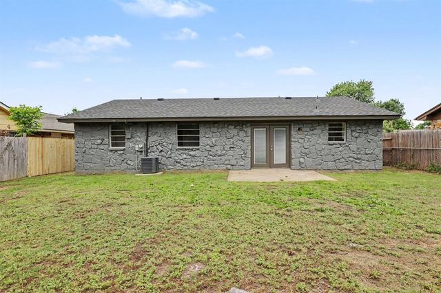 700 Lloyd Avenue, Midwest City, OK 73130