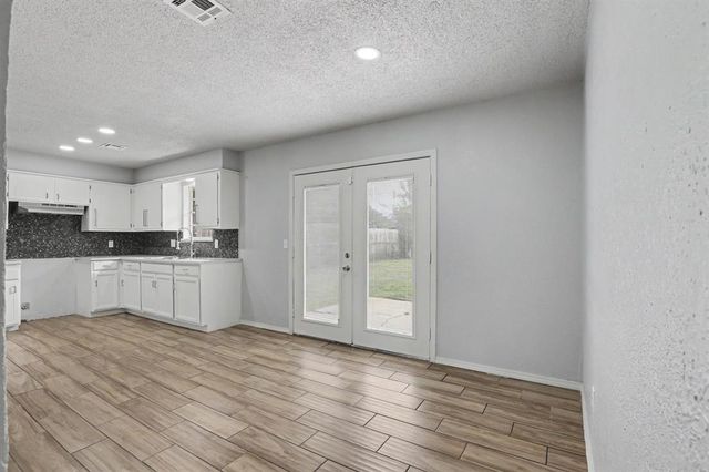 700 Lloyd Avenue, Midwest City, OK 73130