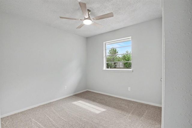 700 Lloyd Avenue, Midwest City, OK 73130