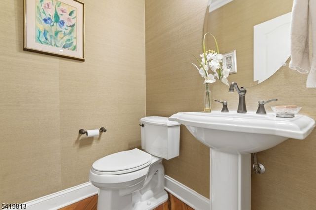 14 Gable Walk, Livingston Twp., NJ 07039