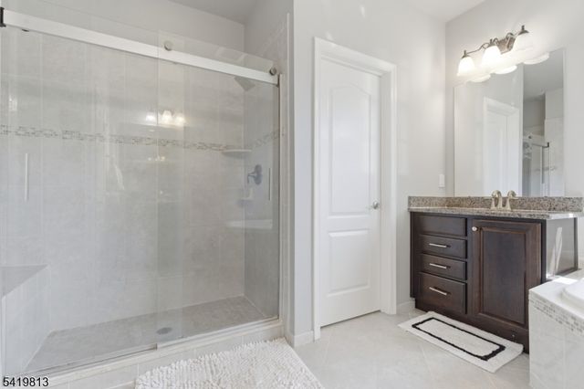 14 Gable Walk, Livingston Twp., NJ 07039