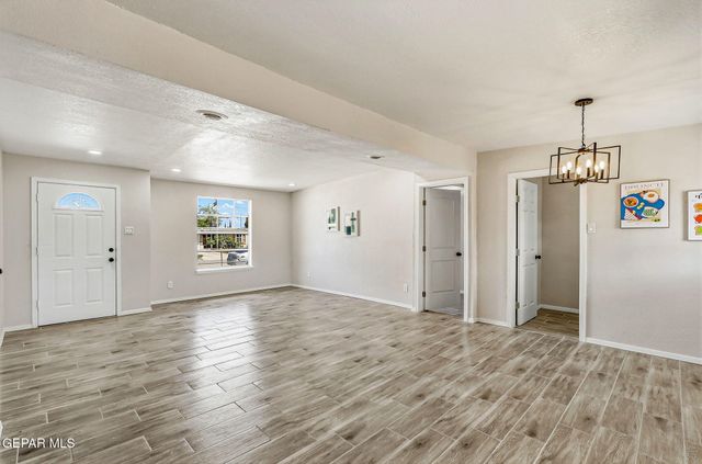 10477 MACKINAW Street, El Paso, TX 79924