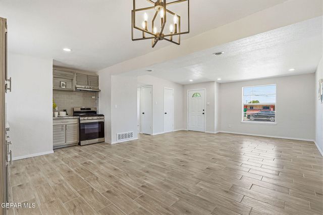 10477 MACKINAW Street, El Paso, TX 79924