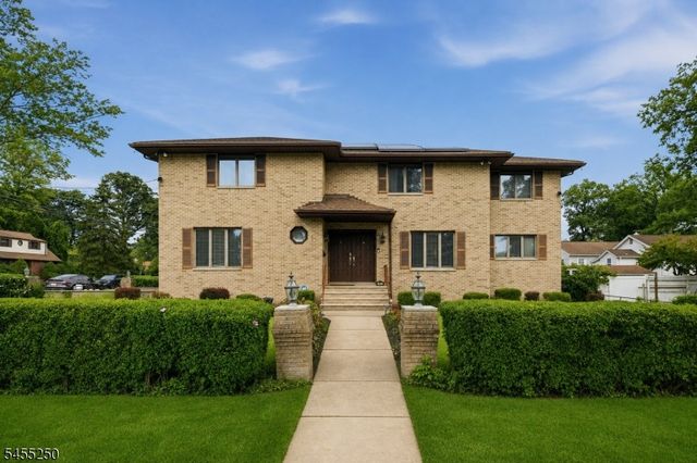 41 Florham Rd, Parsippany-troy Hills Twp., NJ 07054
