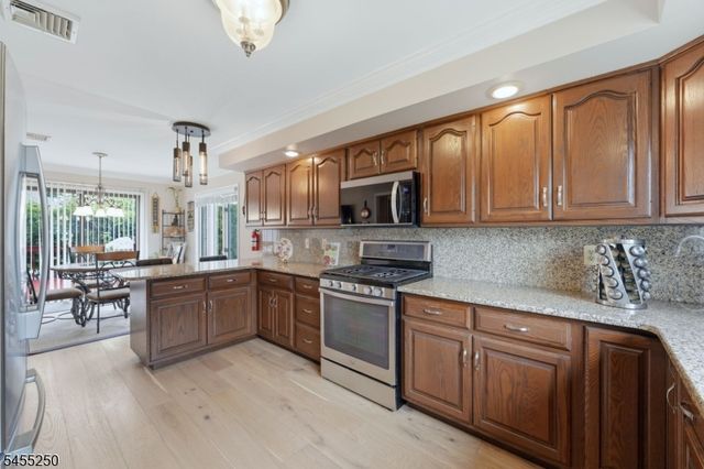 41 Florham Rd, Parsippany-troy Hills Twp., NJ 07054