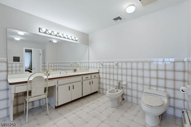 41 Florham Rd, Parsippany-troy Hills Twp., NJ 07054