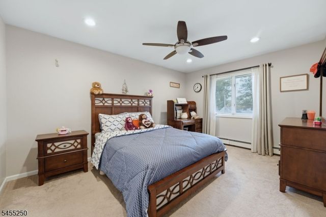 41 Florham Rd, Parsippany-troy Hills Twp., NJ 07054